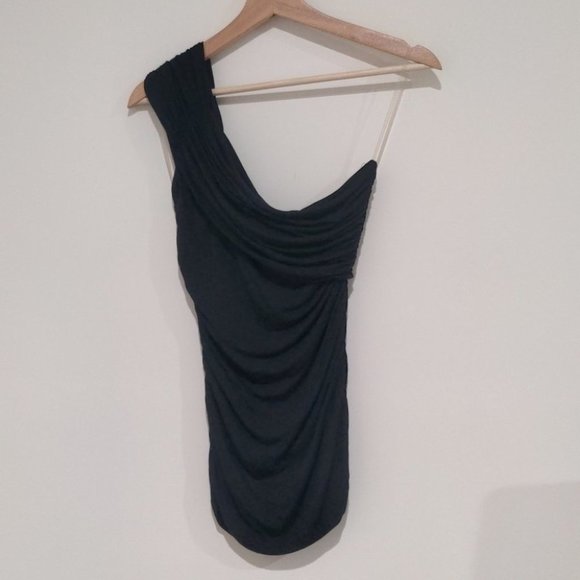 Rubicon USA Tops - Rubicon USA Black one shoulder top Medium